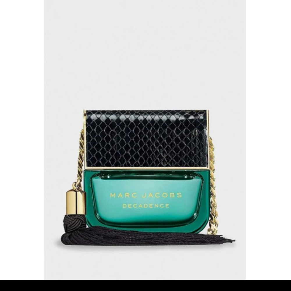 Marc Jacobs Green and Black Clutch with Modern Design